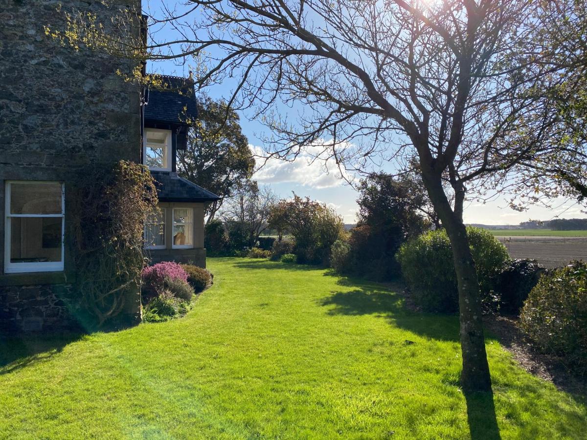 Vicarsford Farmhouse With Hot Tub Leuchars Exterior foto