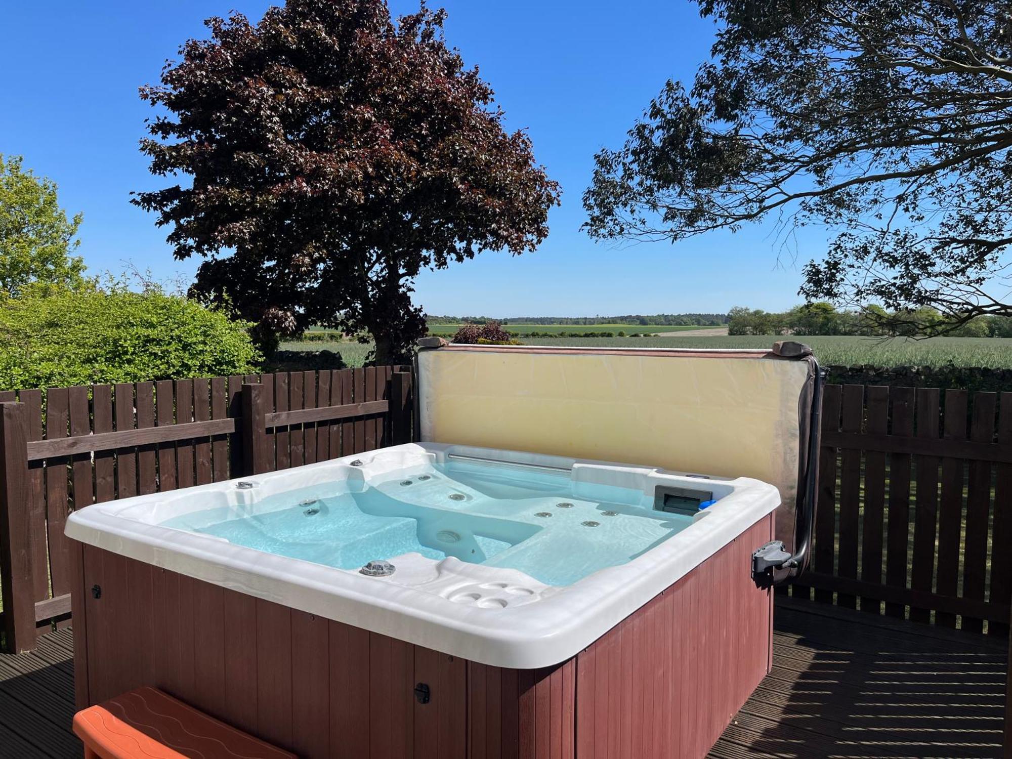 Vicarsford Farmhouse With Hot Tub Leuchars Exterior foto